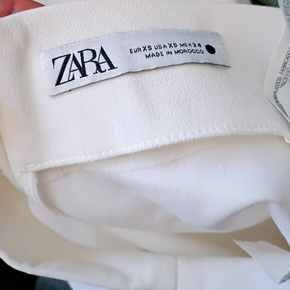 Zara White Pencil Skirt Ruched Side Slit Design | Size XS - Picture 5 of 5